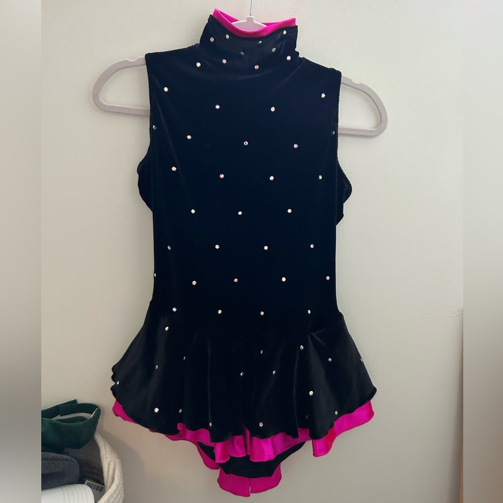Blade and Roller Fashion Pink and Black Velvet Open Back Figure Skating Dress